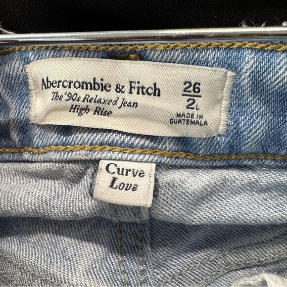Abercrombie & Fitch Curve Love ’90s Relaxed High Rise Jeans Women’s 26 / 2L - Picture 4 of 10